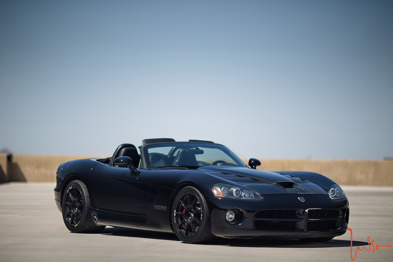 Illustration for article titled Why Buy A Hellcat When You Can Get This 1000-HP Dodge Viper For Less?